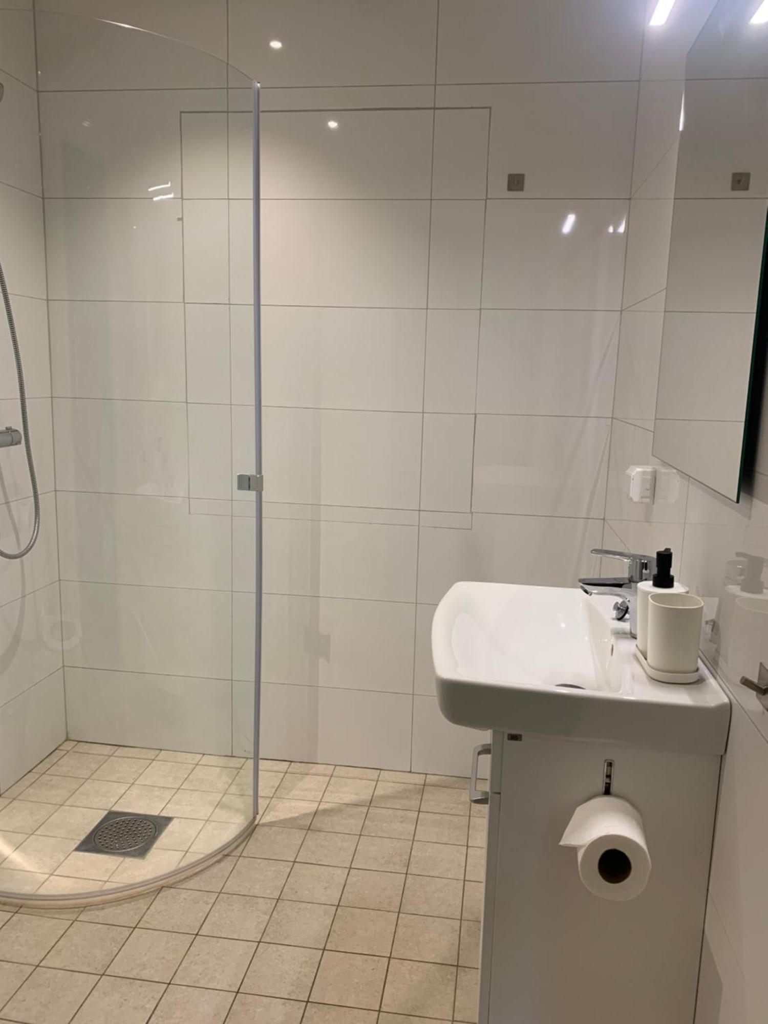 Edsviken Hotell Ab Sollentuna Exterior photo