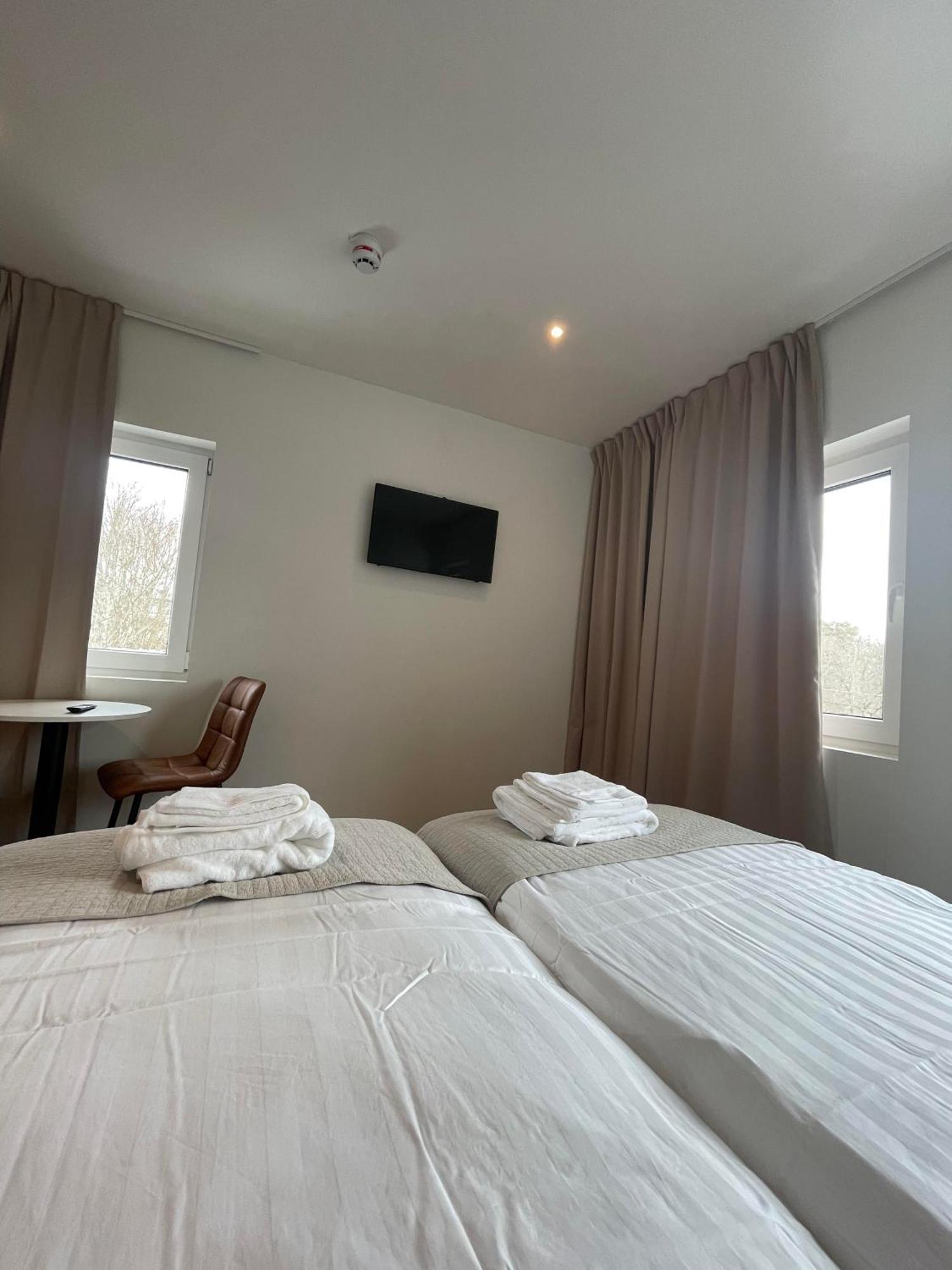 Edsviken Hotell Ab Sollentuna Exterior photo